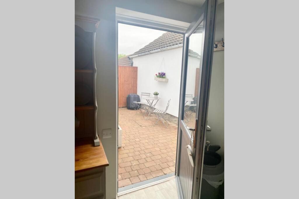 Self Contained Annexe In The Heart Of Wedmore Exterior foto